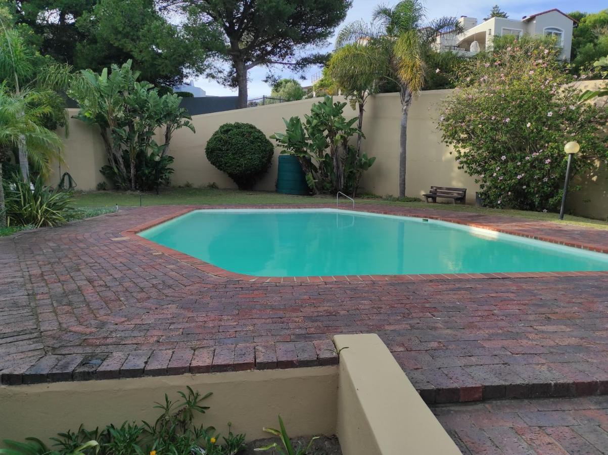 Garden Flat - Walk To The Beach Plettenberg Bay Kültér fotó